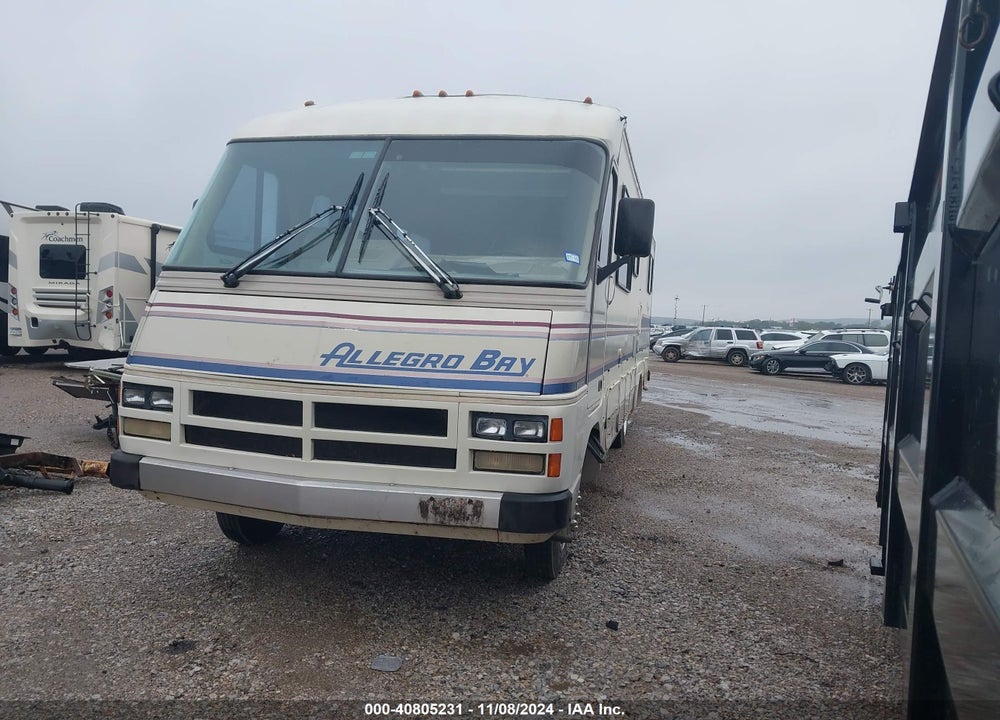 1992 OSHKOSH MOTOR TRUCK CO. ALLEGRO BAY X LINE VIN: 4CDR49M26N2300485