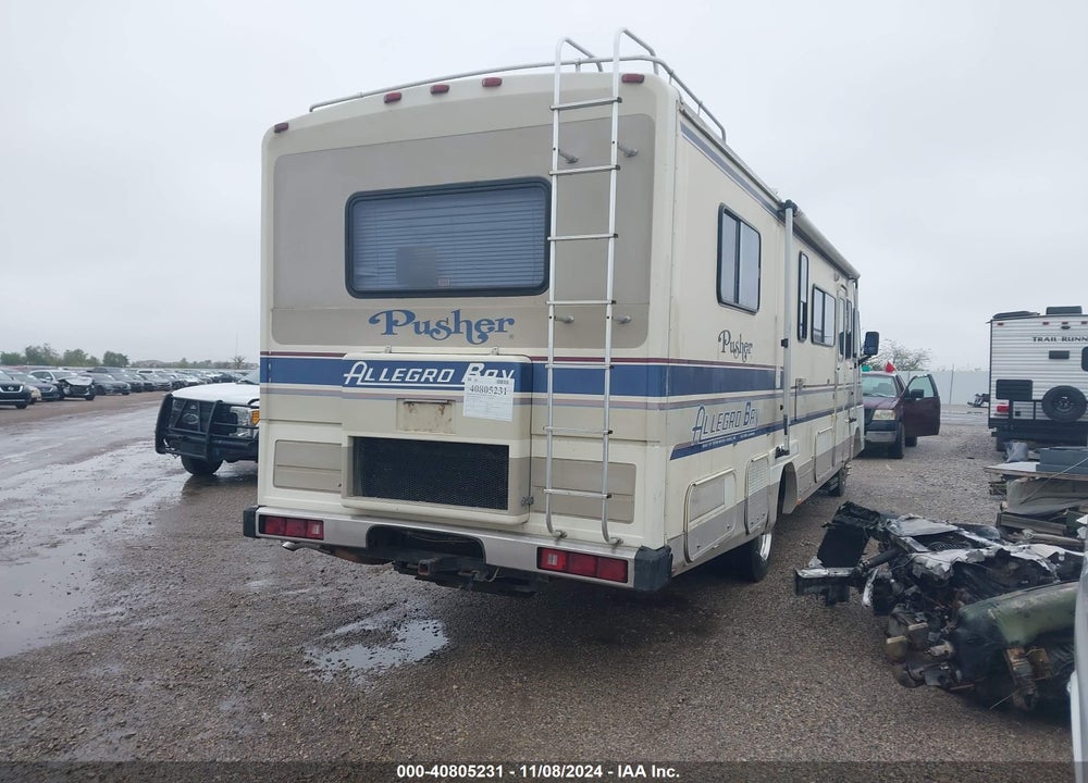 1992 OSHKOSH MOTOR TRUCK CO. ALLEGRO BAY X LINE VIN: 4CDR49M26N2300485