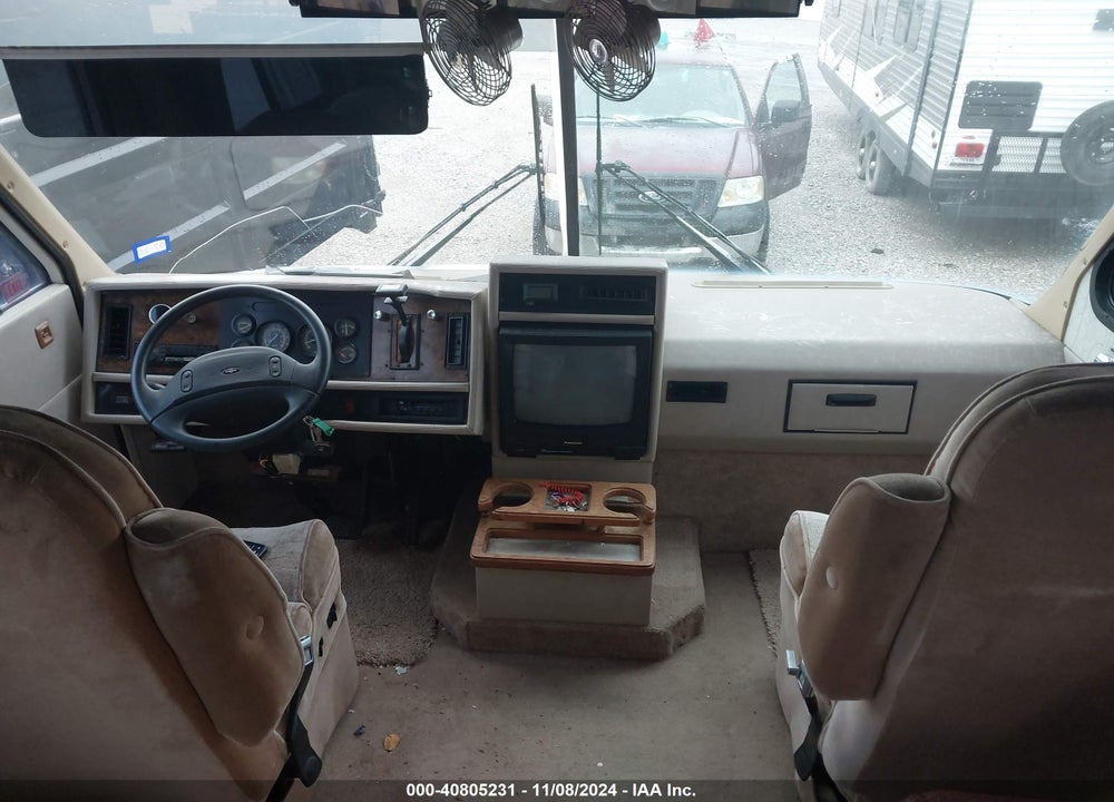 1992 OSHKOSH MOTOR TRUCK CO. ALLEGRO BAY X LINE VIN: 4CDR49M26N2300485