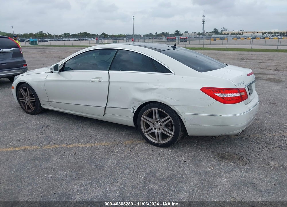 2010 MERCEDES-BENZ E 350 VIN: WDDKJ5GB5AF041271