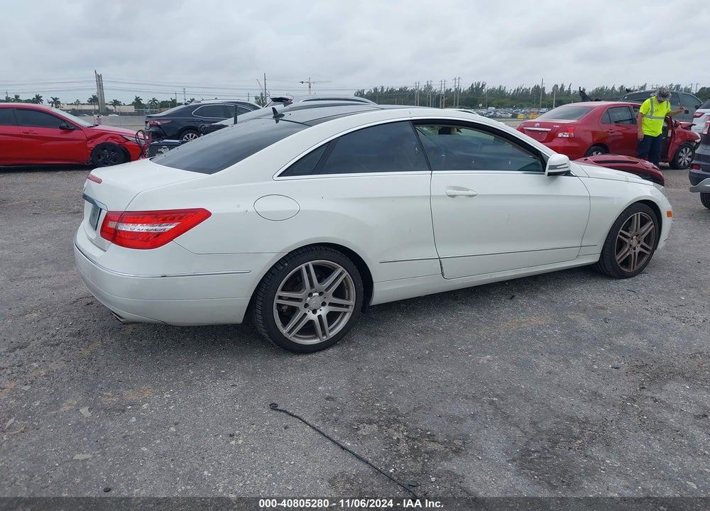 2010 MERCEDES-BENZ E 350 VIN: WDDKJ5GB5AF041271