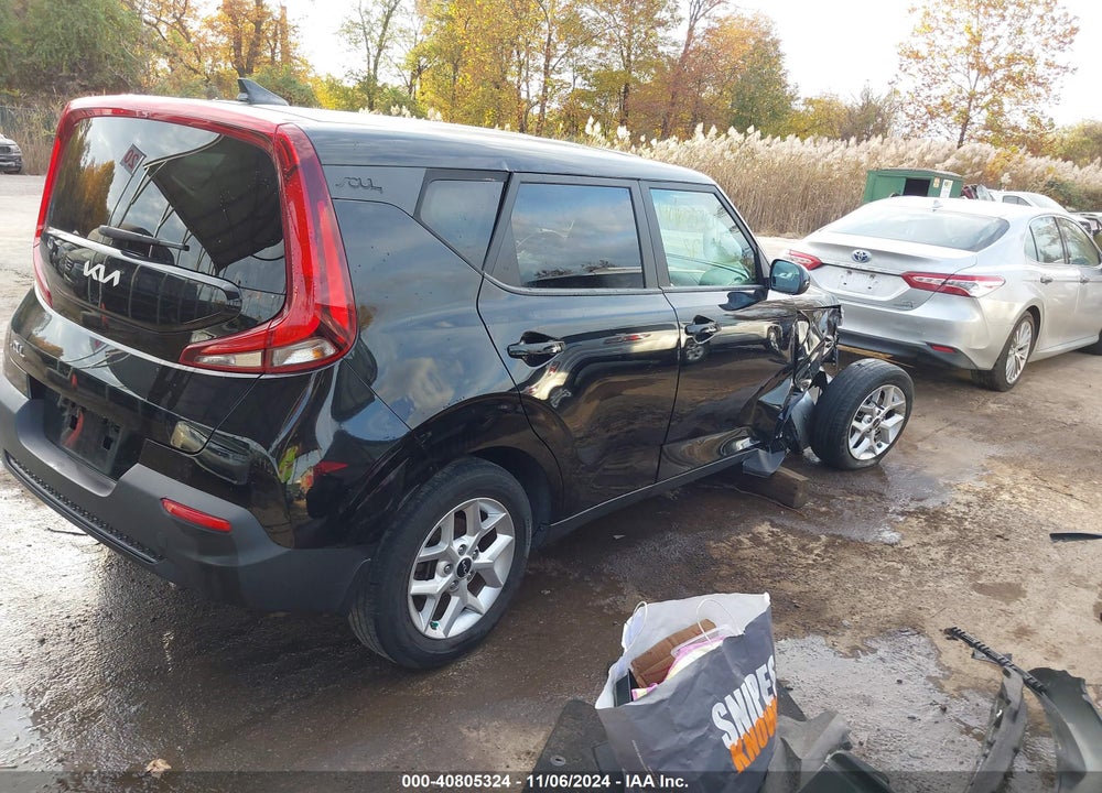 2022 KIA SOUL LX VIN: KNDJ23AU5N7183671