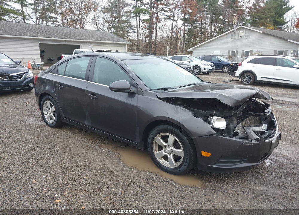 2014 CHEVROLET CRUZE 1LT AUTO VIN: 1G1PC5SB6E7233745
