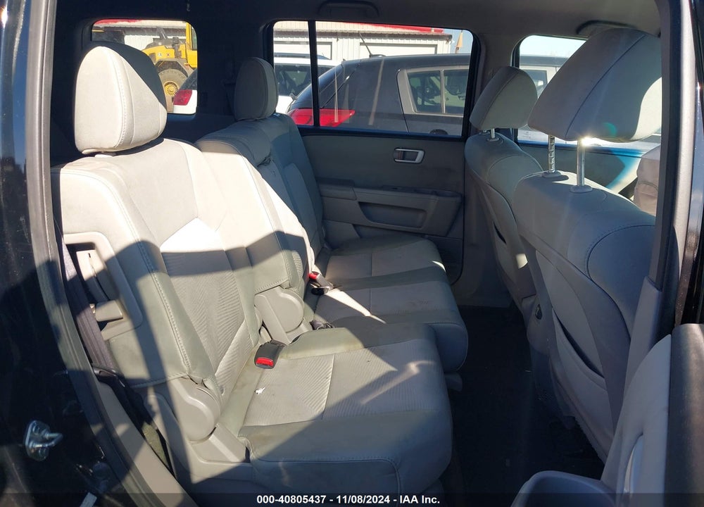 2013 HONDA PILOT LX VIN: 5FNYF4H22DB079743