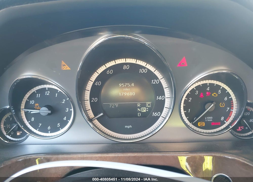 2010 MERCEDES-BENZ E 550 VIN: WDDHF7CB2AA067241