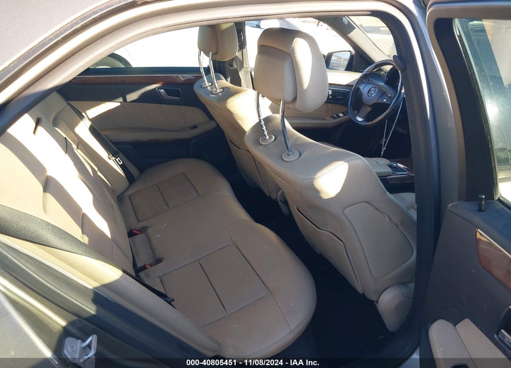 2010 MERCEDES-BENZ E 550 VIN: WDDHF7CB2AA067241