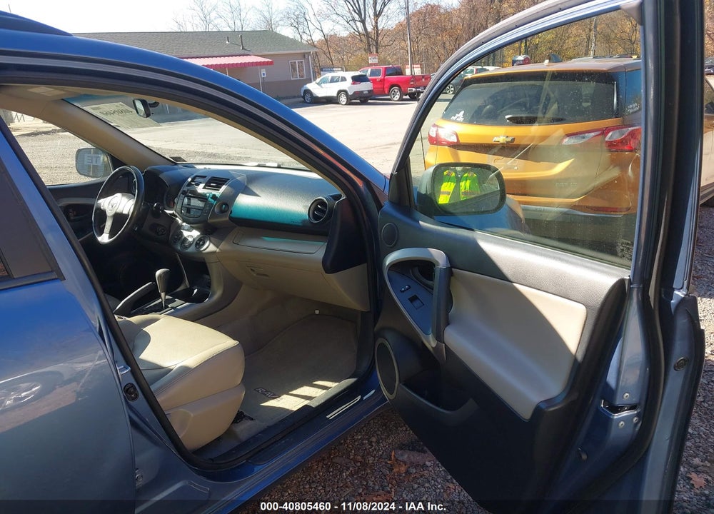 2008 TOYOTA RAV4 LIMITED VIN: JTMBD31V885204486