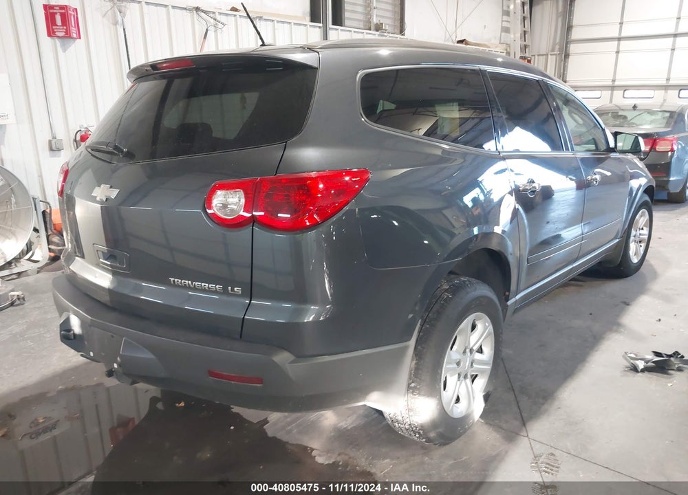 2011 CHEVROLET TRAVERSE LS VIN: 1GNKREED8BJ367451