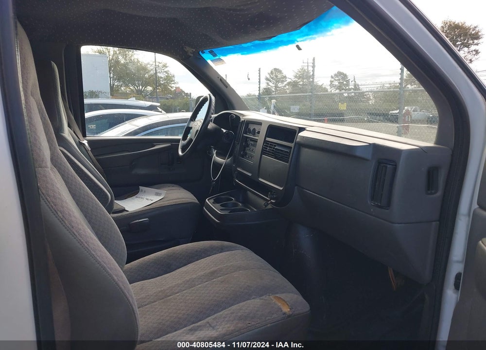2003 CHEVROLET EXPRESS VIN: 1GCFG15X531152162