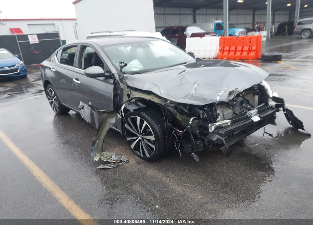 2022 NISSAN ALTIMA PLATINUM INTELLIGENT AWD VIN: 1N4BL4FW0NN310684