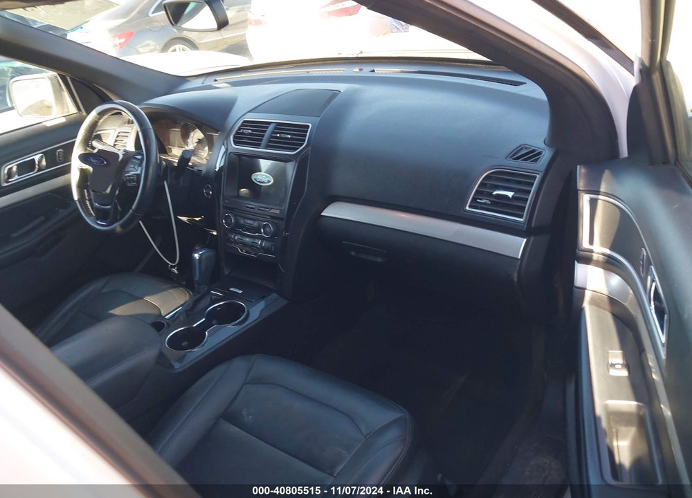 2017 FORD EXPLORER XLT VIN: 1FM5K7DH8HGC32692