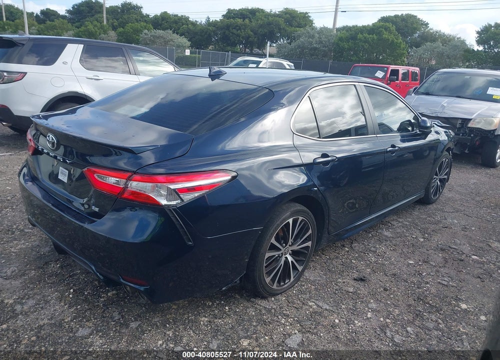 2020 TOYOTA CAMRY SE VIN: 4T1G11AK1LU988867