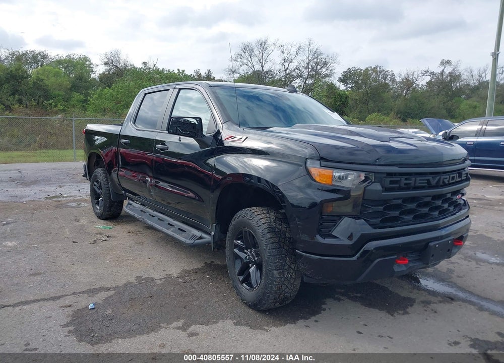 2024 CHEVROLET SILVERADO 1500 4WD SHORT BED CUSTOM TRAIL BOSS VIN: 3GCUDCED4RG172480