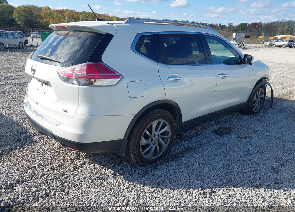 2015 NISSAN ROGUE SL VIN: 5N1AT2MT9FC818888