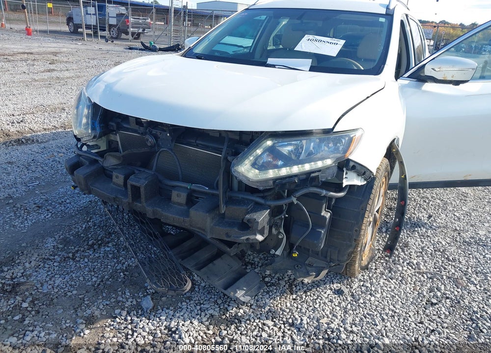 2015 NISSAN ROGUE SL VIN: 5N1AT2MT9FC818888
