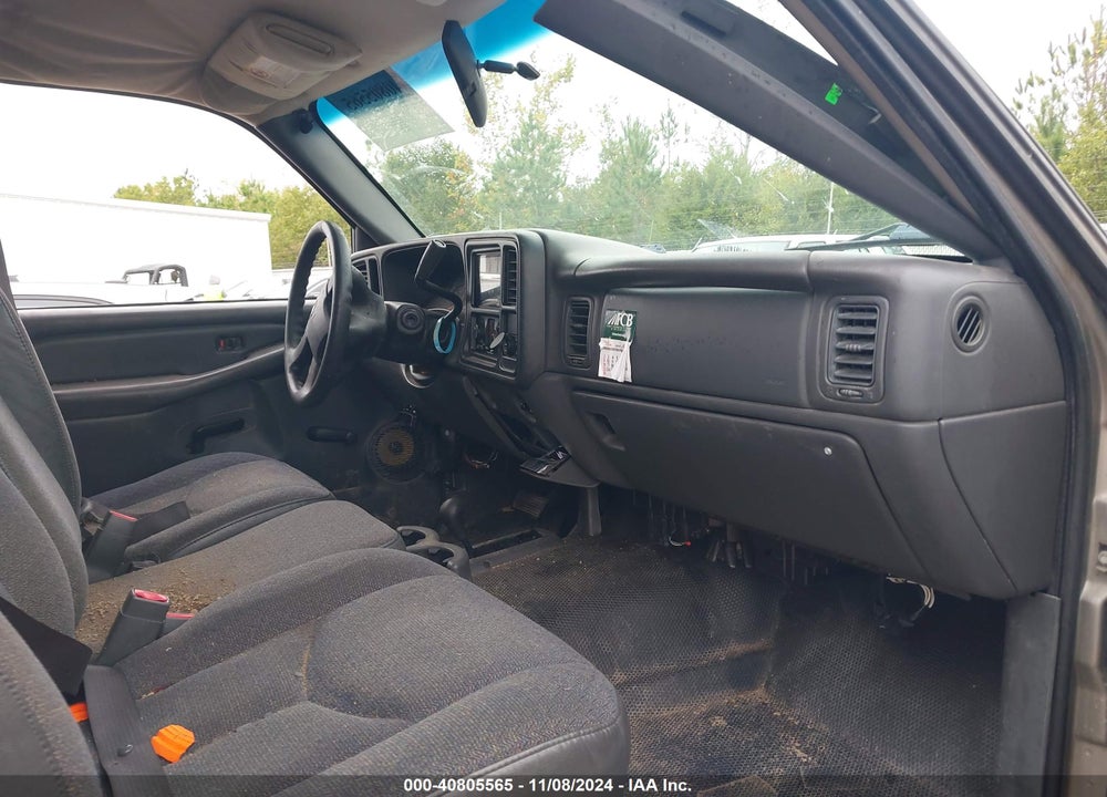 2003 CHEVROLET SILVERADO 2500HD WORK TRUCK VIN: 1GCHK24U33E363776