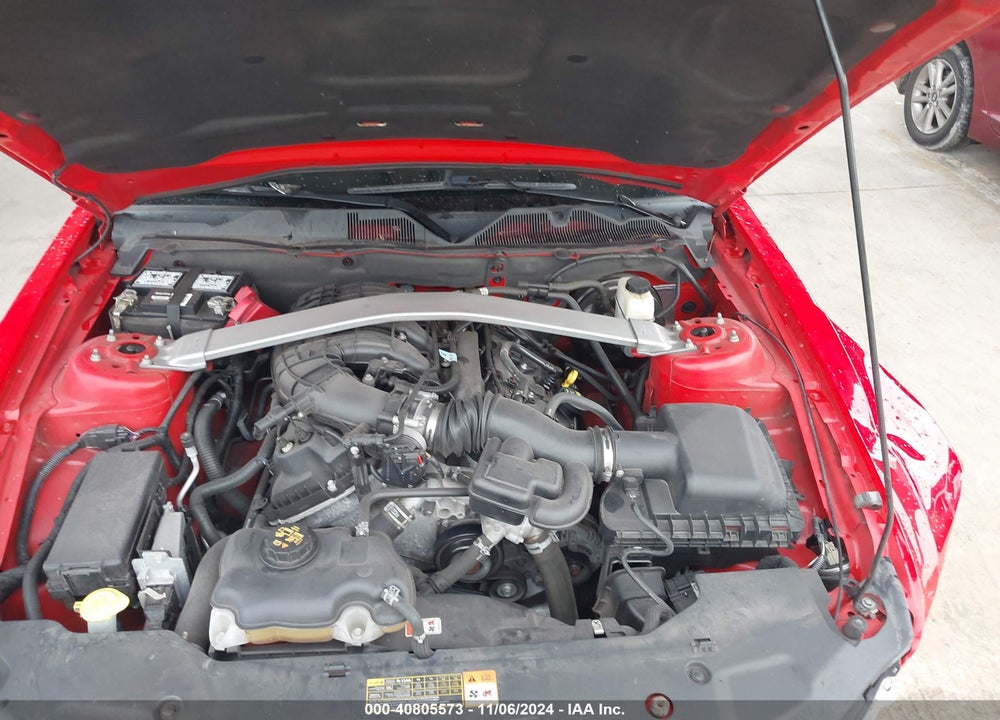 2011 FORD MUSTANG V6 PREMIUM VIN: 1ZVBP8EM2B5120402