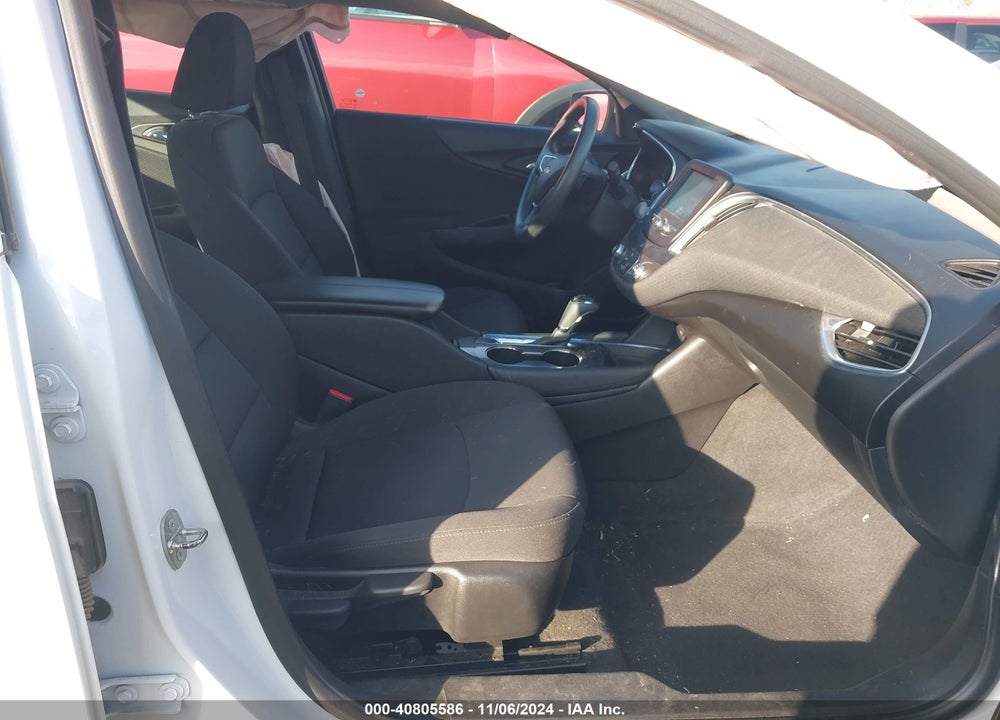 2018 CHEVROLET MALIBU LT VIN: 1G1ZD5ST9JF191344