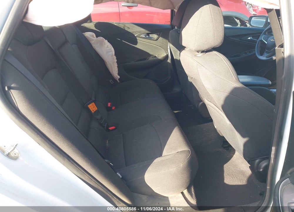 2018 CHEVROLET MALIBU LT VIN: 1G1ZD5ST9JF191344