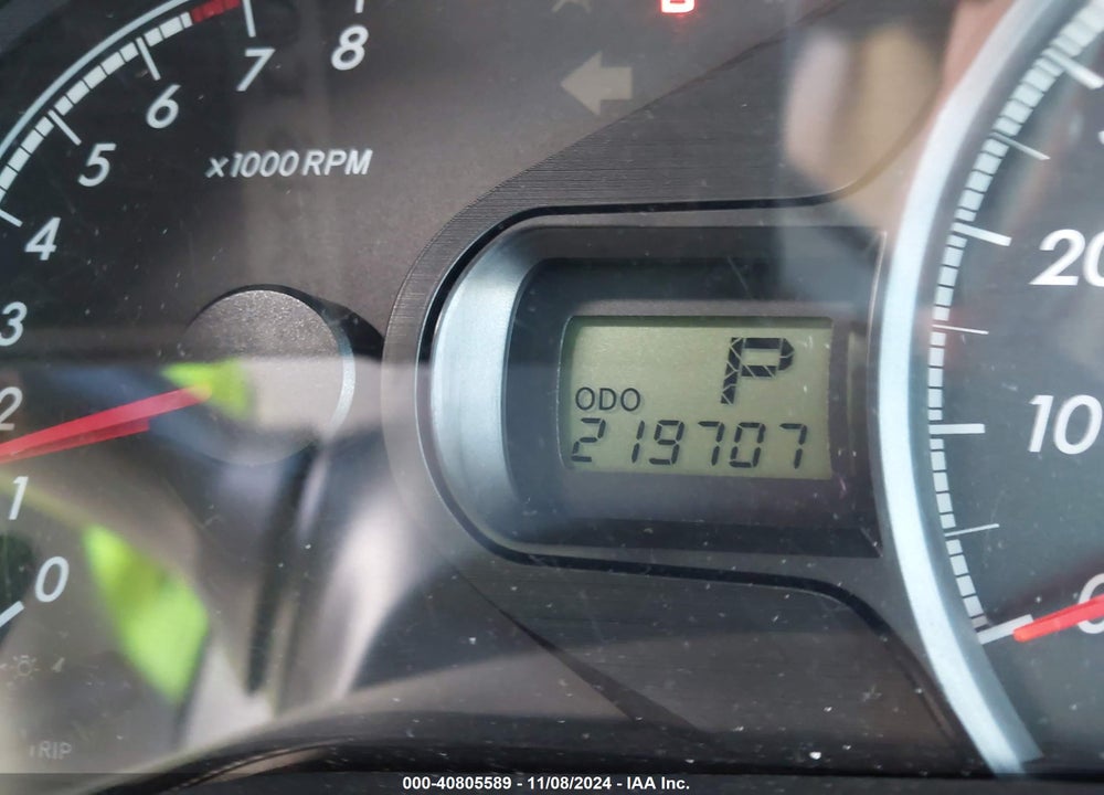 2011 TOYOTA SIENNA LE V6 VIN: 5TDKK3DC1BS146559