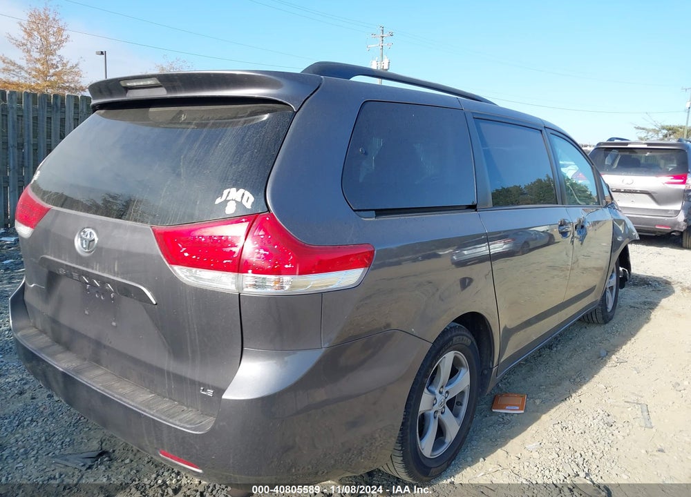 2011 TOYOTA SIENNA LE V6 VIN: 5TDKK3DC1BS146559