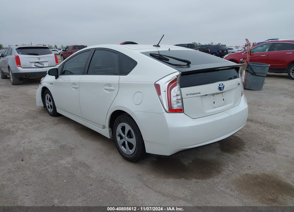 2013 TOYOTA PRIUS THREE VIN: JTDKN3DU1D5627341