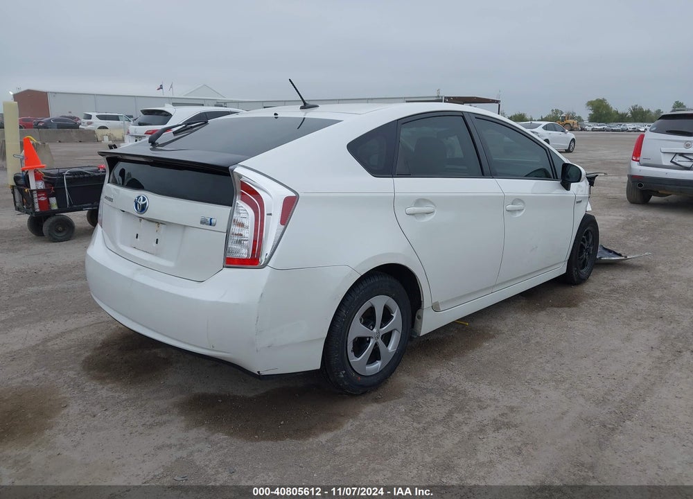 2013 TOYOTA PRIUS THREE VIN: JTDKN3DU1D5627341