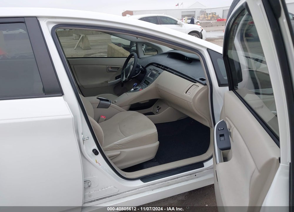 2013 TOYOTA PRIUS THREE VIN: JTDKN3DU1D5627341
