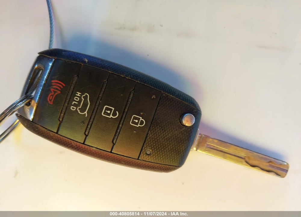 2015 KIA SORENTO LX VIN: 5XYKT4A63FG601755