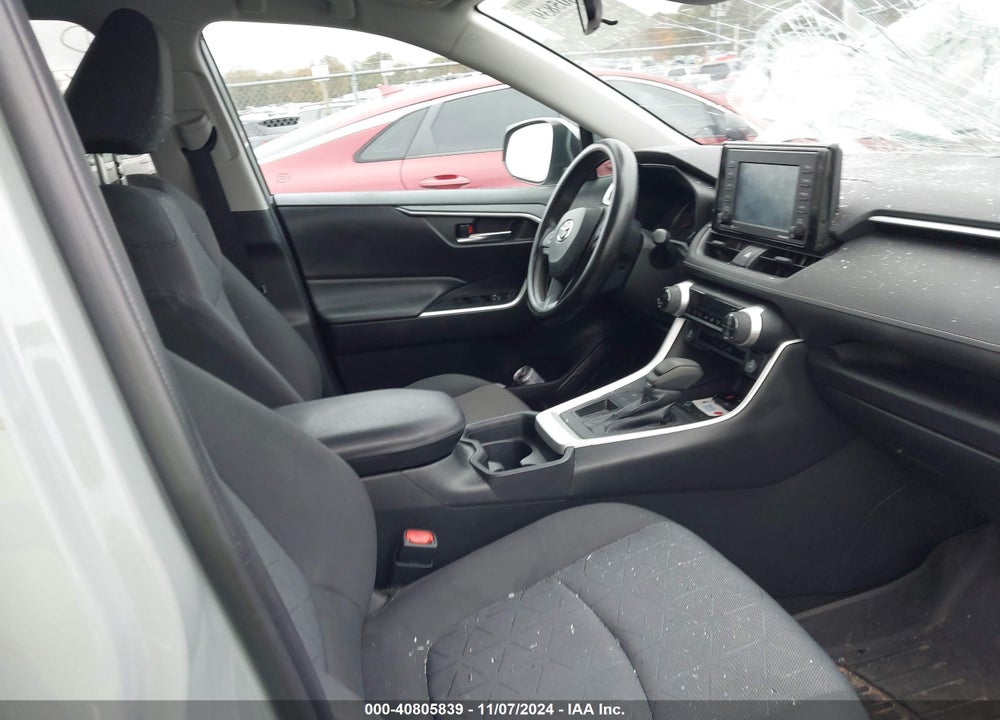 2020 TOYOTA RAV4 XLE VIN: 2T3W1RFV3LW059719