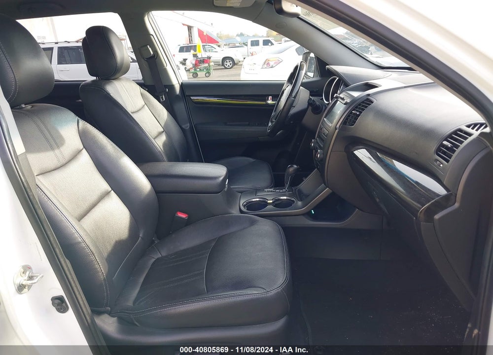2013 KIA SORENTO SX V6 VIN: 5XYKWDA24DG397078