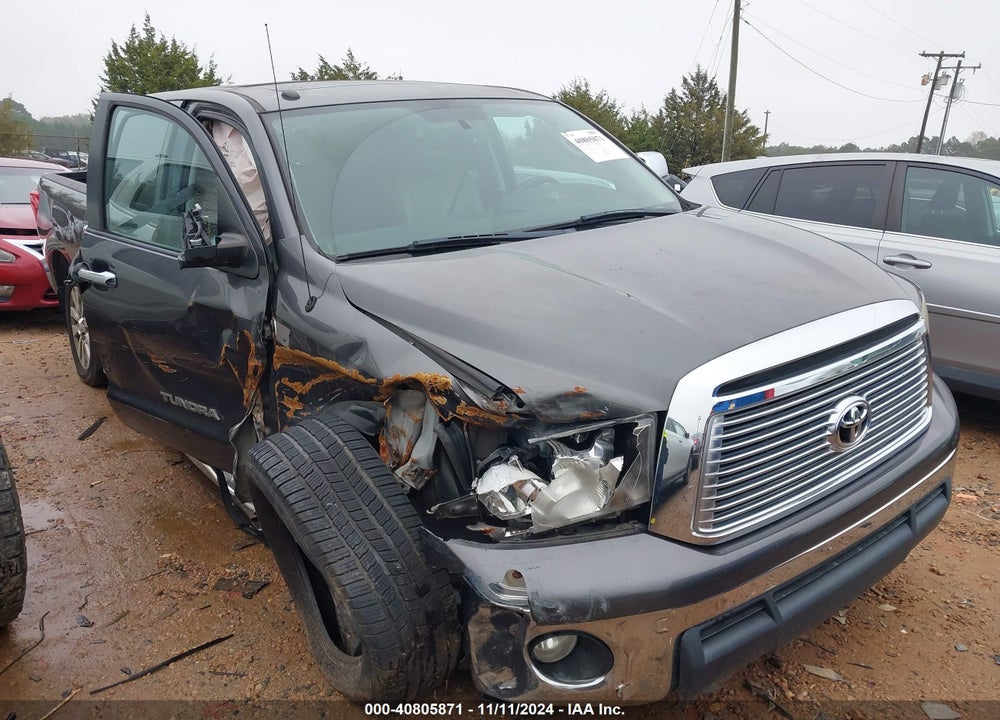 2011 TOYOTA TUNDRA LIMITED 5.7L V8 VIN: 5TFHW5F10BX163739