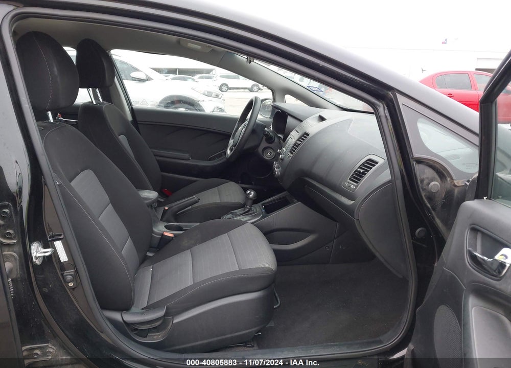 2016 KIA FORTE LX VIN: KNAFX5A88G5492990