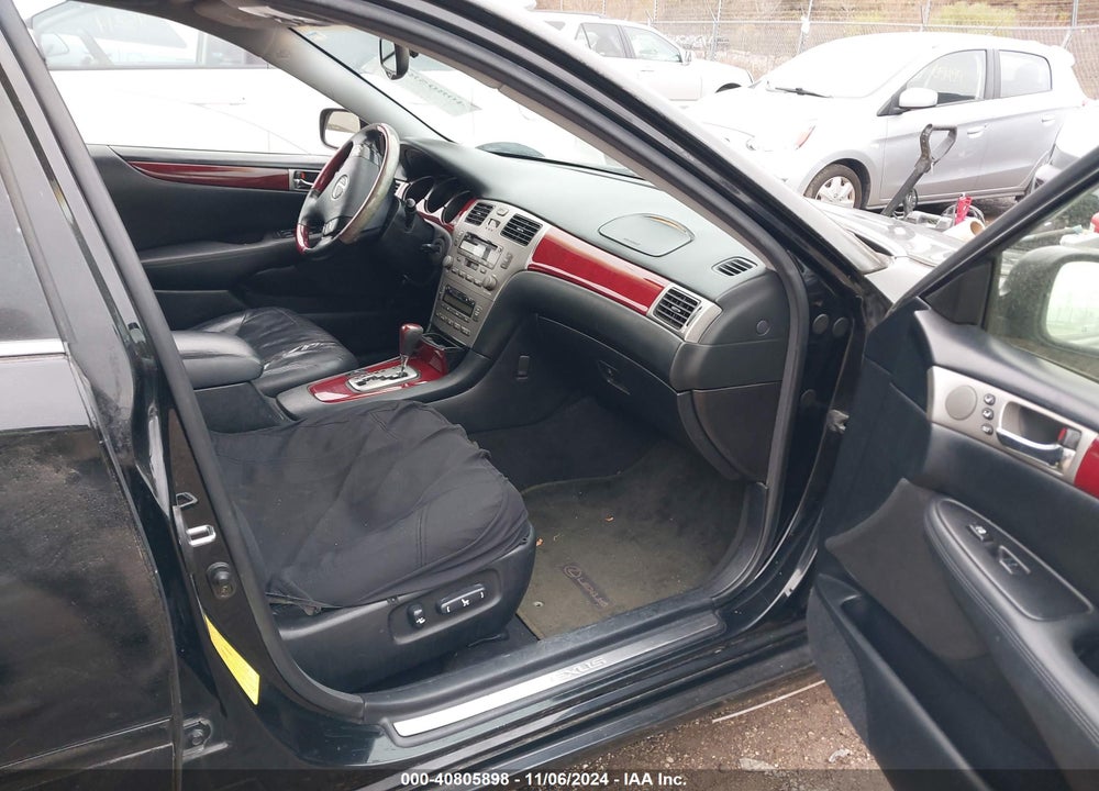 2005 LEXUS ES 330 VIN: JTHBA30GX55118988