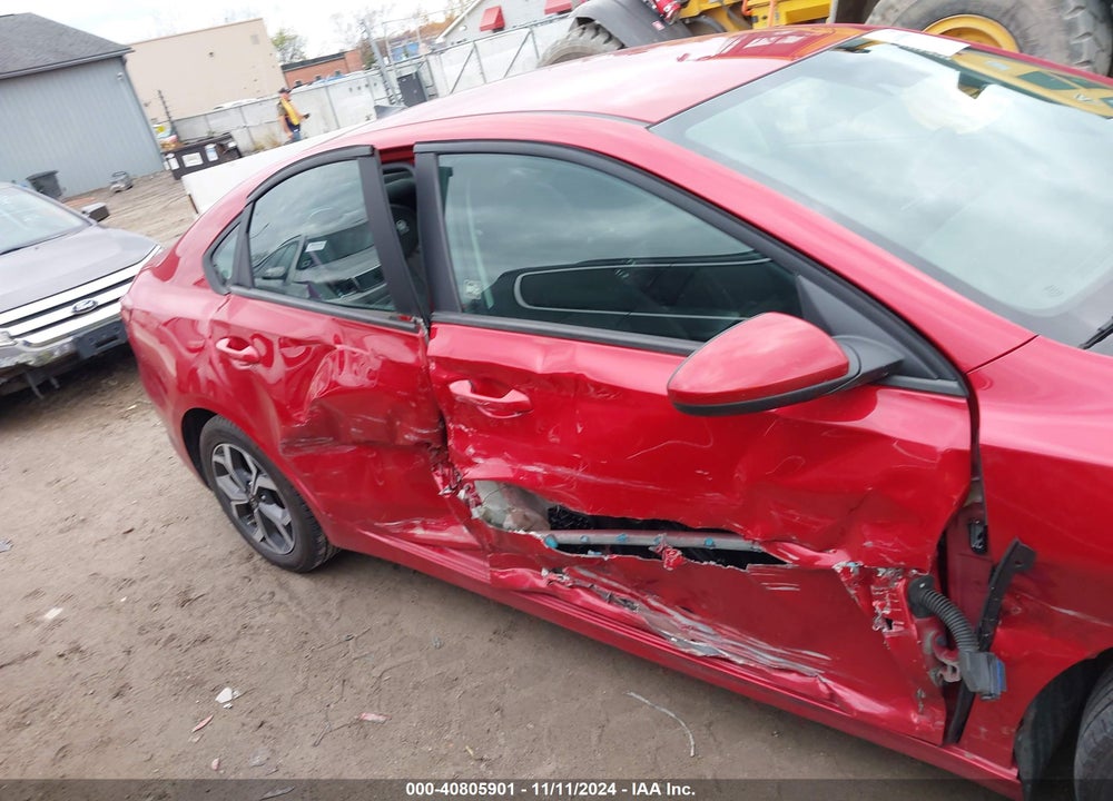 2020 KIA FORTE LXS VIN: 3KPF24AD9LE216390
