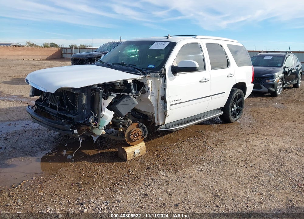 2013 GMC YUKON DENALI VIN: 1GKS2EEF5DR300121