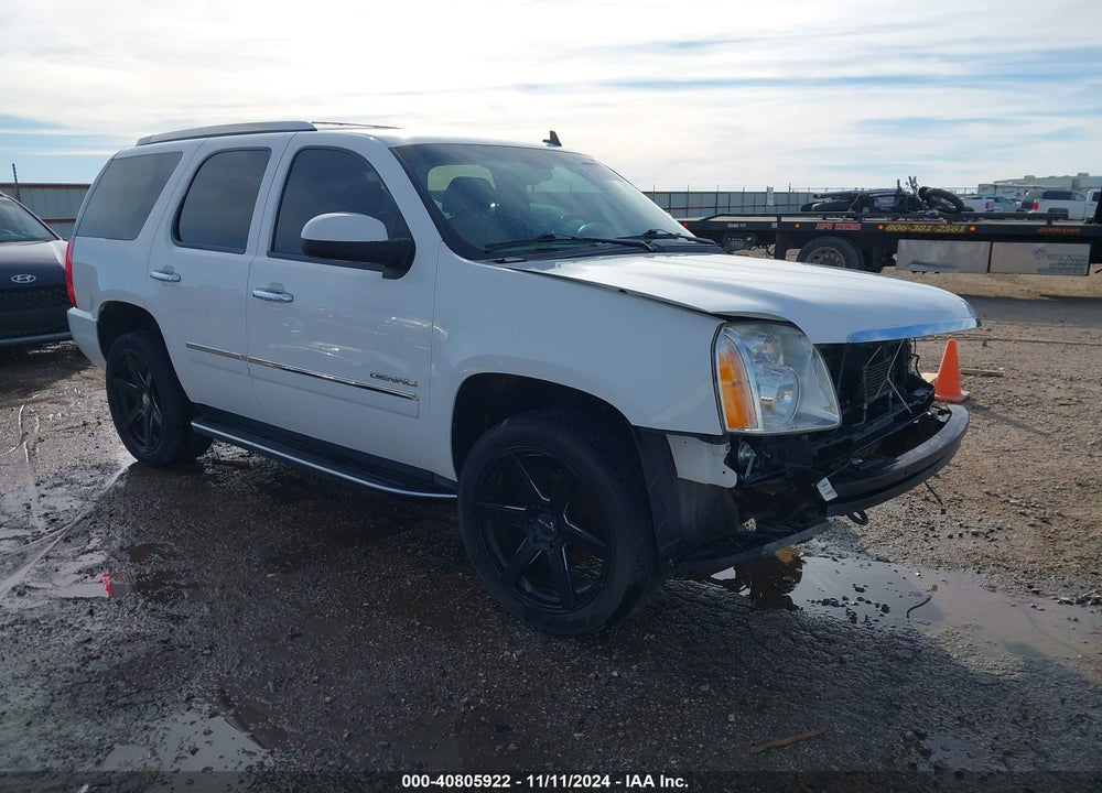2013 GMC YUKON DENALI VIN: 1GKS2EEF5DR300121