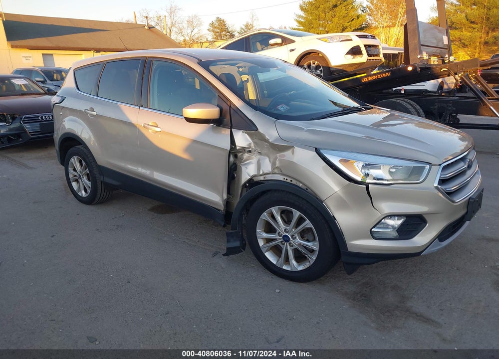 2017 FORD ESCAPE SE VIN: 1FMCU9GD5HUC36836