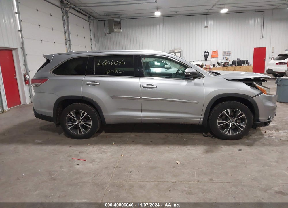 2016 TOYOTA HIGHLANDER XLE V6 VIN: 5TDJKRFH5GS287634