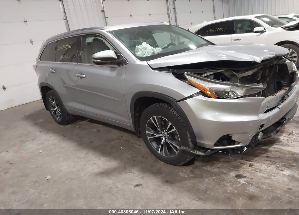 2016 TOYOTA HIGHLANDER XLE V6 VIN: 5TDJKRFH5GS287634