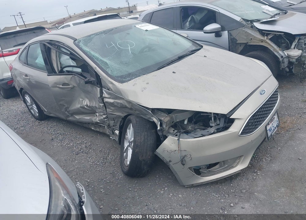 2015 FORD FOCUS SE VIN: 1FADP3F24FL256159