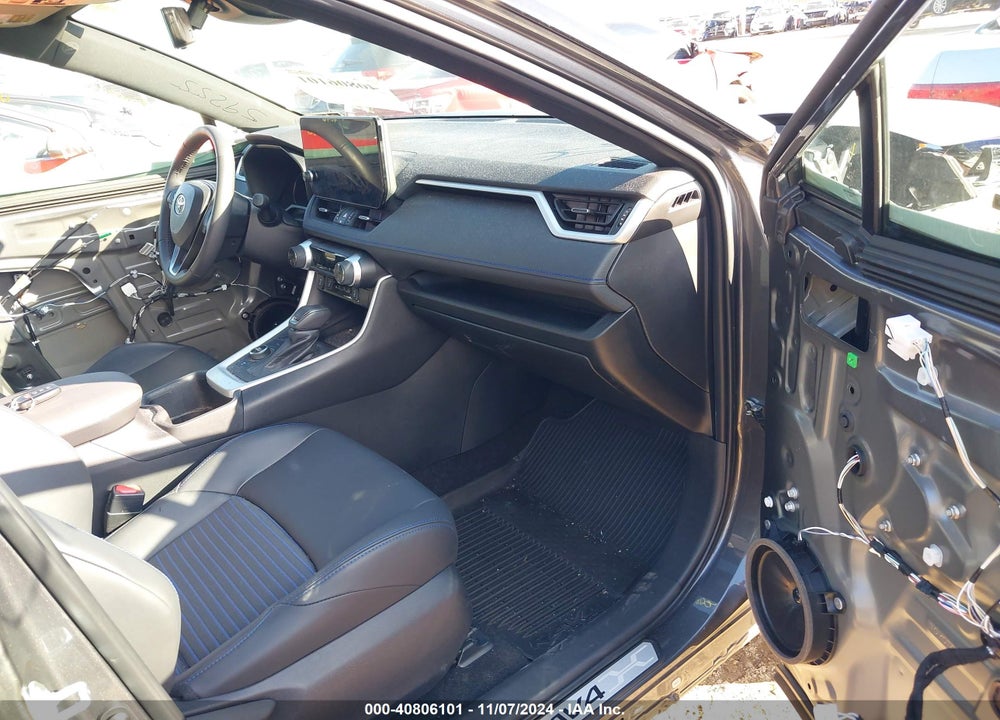 2024 TOYOTA RAV4 HYBRID XSE VIN: 2T3E6RFV5RW048582