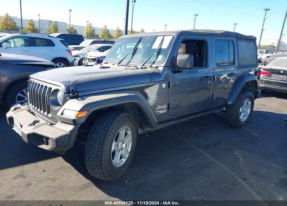 2018 JEEP WRANGLER UNLIMITED SPORT S 4X4 VIN: 1C4HJXDG9JW179136