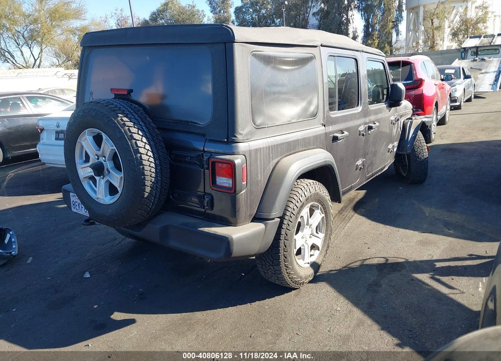 2018 JEEP WRANGLER UNLIMITED SPORT S 4X4 VIN: 1C4HJXDG9JW179136