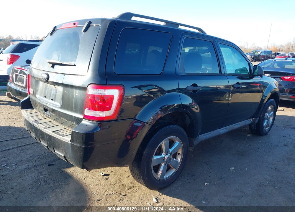 2010 FORD ESCAPE XLT VIN: 1FMCU0D77AKD00208