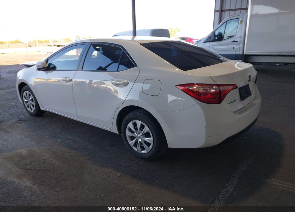 2018 TOYOTA COROLLA L VIN: 2T1BURHE3JC031753