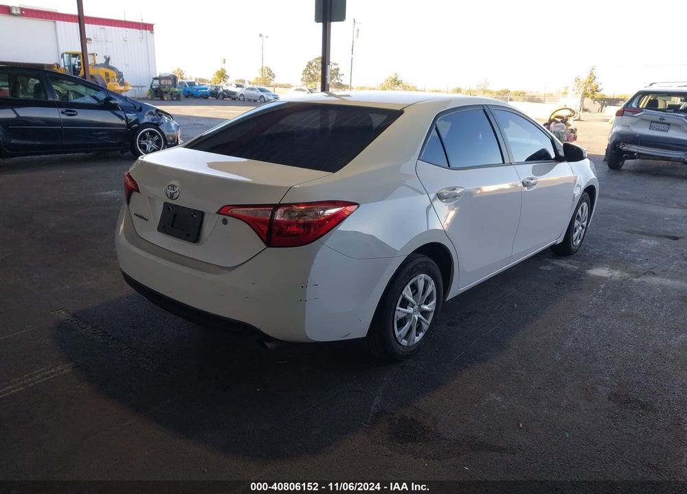2018 TOYOTA COROLLA L VIN: 2T1BURHE3JC031753