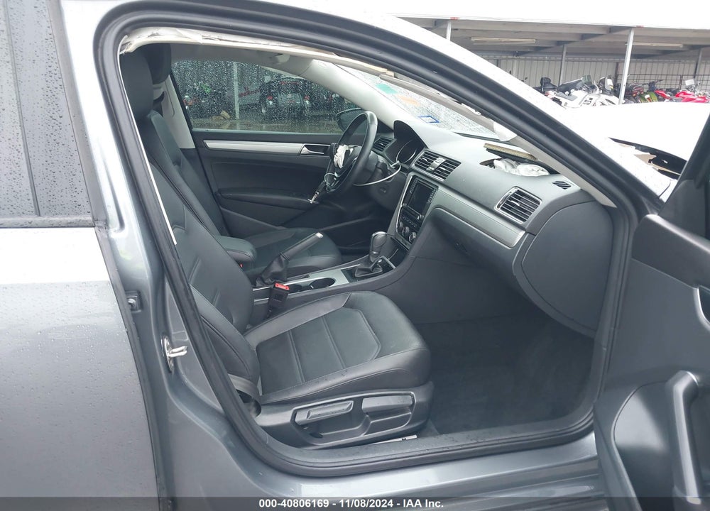 2019 VOLKSWAGEN PASSAT 2.0T WOLFSBURG EDITION VIN: 1VWLA7A38KC005733