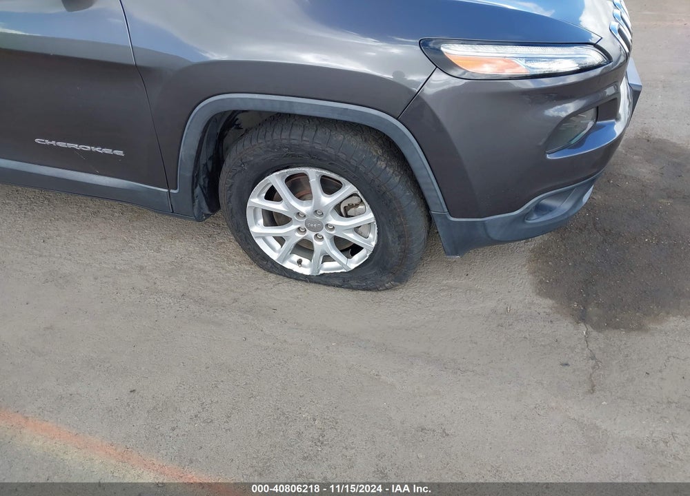 2015 JEEP CHEROKEE LATITUDE VIN: 1C4PJLCB8FW553897