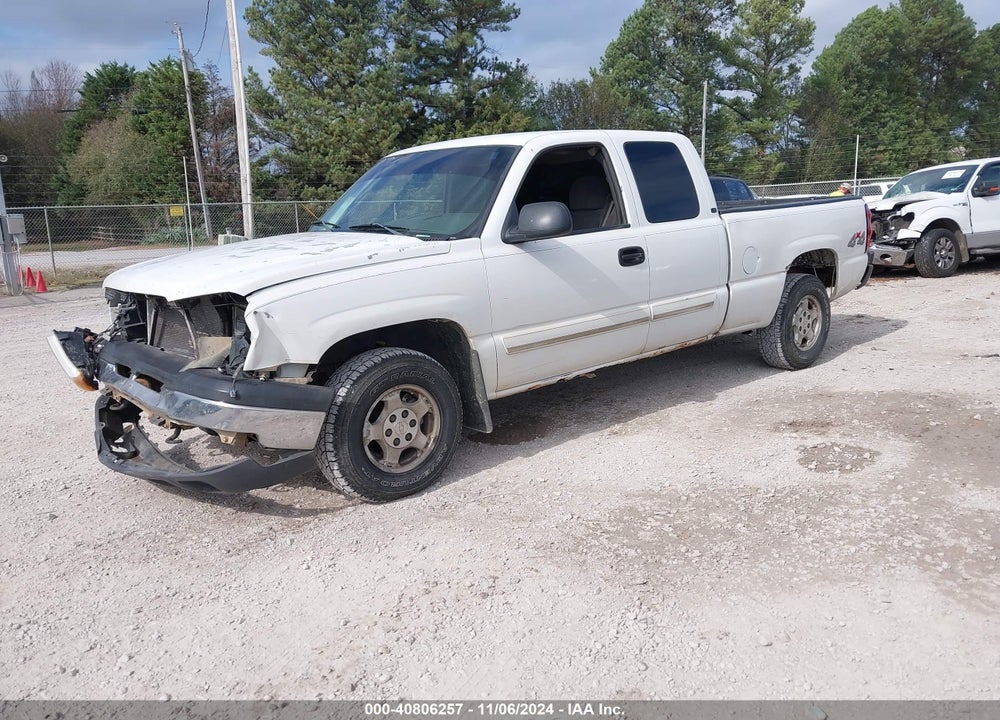 2004 CHEVROLET SILVERADO 1500 LS VIN: 2GCEK19V841106484